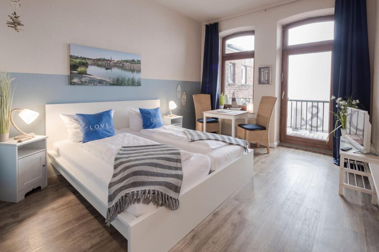 Gaestehaus Von Herzen Lauenburg Extérieur photo